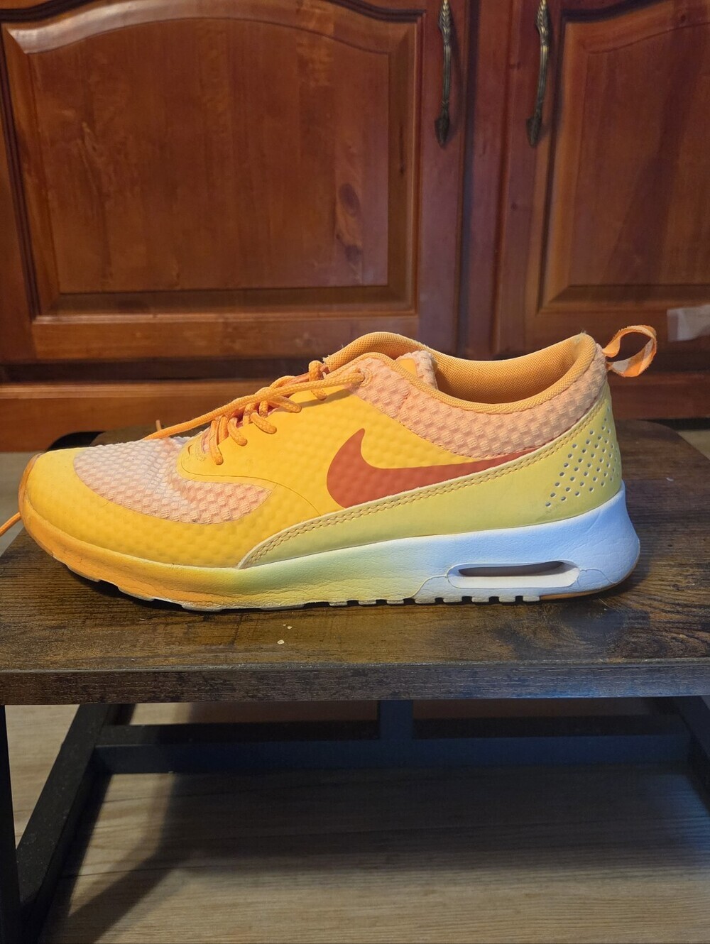 Nike Air Max Thea in Orange Yellow Gradient - Picture 6 of 7